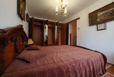 Apartament luminos cu vedere spre biserică, într-un cartier verde și liniștit. - 21