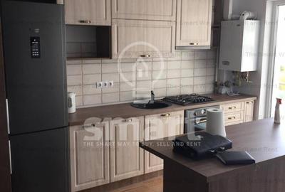 Apartament cu 3 camere semidecomandat în Mărăști