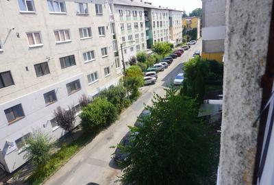 Apartament cu 3 camere de vanzare in zona Central