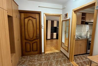 Apartament 2 camere decomandat in zona Liceului Economic - 3