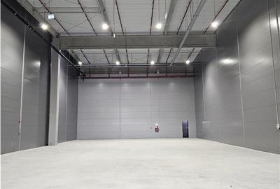 Spațiu industrial, 2700 mp în Central