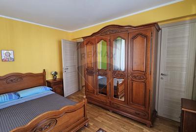 Casă / Vilă de lux cu 8 camere de vânzare in Obcini, Suceava - 38