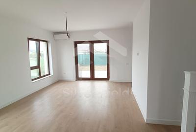 Duplex cu 5 camere în Dumbrăvița