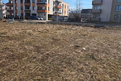 Proprietari vindem 2.811 mp+4.400 mp pe str.Nicolae Labis,Tractoru 7Proprietari - 3