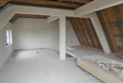 Duplex 6 camere, 150mp utili, 700mp teren, Dambu Rotund - 15