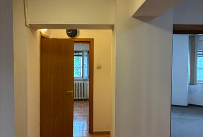 DECEBAL,LOCATIE EXCEPTIONALA,monolit,stradal,vedere Bulevard,liber,reabilitat - 9