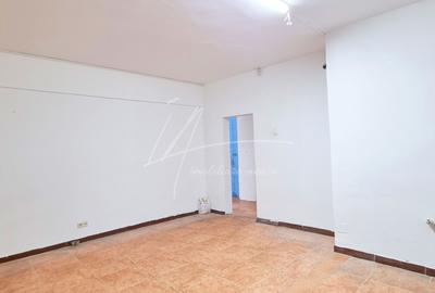 SPATIU COMERCIAL STRADAL 108 mp STR. MAICA DOMNULUI NR. 41 / B-DUL LACUL TEI! - 15