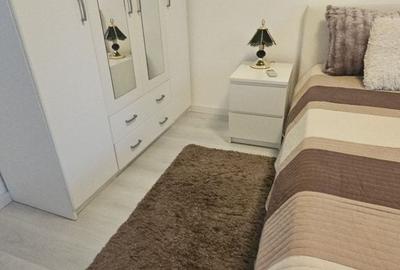 Inchiriez Apartament 2 camere- zona Bd.Al. Obregia- Sector 4 - 4