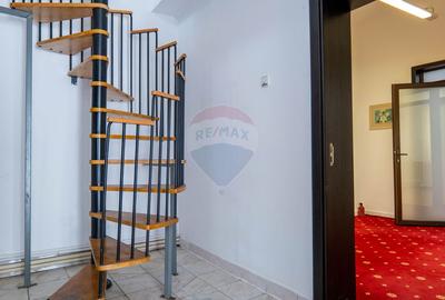 Inchiriere casa cu 4 camere +curte+ garaj, zona Vatra Luminoasa - 20