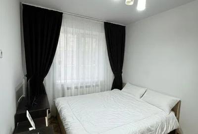 Apartament cu 2 camere semidecomandat, mobilat în Apărătorii Patriei