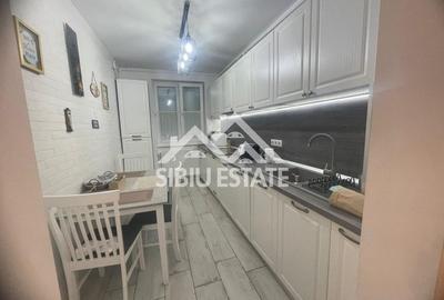 Apartament de inchiriat, cu 2 camere- zona Centrala, mobilat si utilat - 4