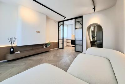 4 Camere I Unirii I Lux-Panoramic I 94 MP I 2020 I Parcare - 2