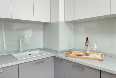 Apartament spatios 3 camere ~ Etaj 1/3 ~ Loc parcare ~ Terasa 17 mp - 13