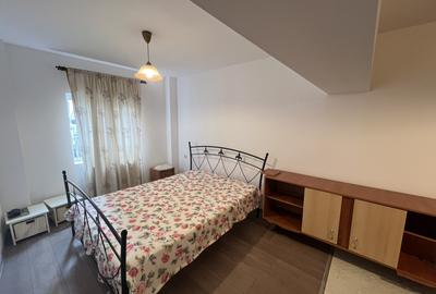 Garsonieră, mobilată în Mioriței
