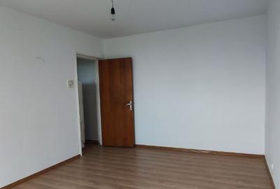 Apartament 2 Camere,Berceni,Grand Arena,bl.reabilitat,DECOMANDAT,geam la baie, - 2