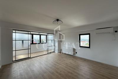 Apartament cu 4 camere decomandat, mobilat în Zorilor