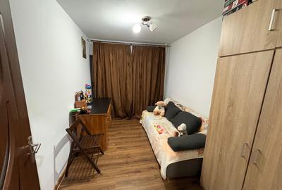 Vand apartament cu 4 camere in E3 - 1