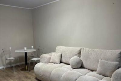 Metrou 1 Decembrie 1918, apart 3 cam, supf. 57 mp, et. 4/8 - 2