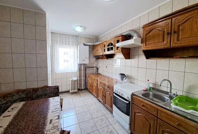 Apartament 3 camere în zona STRAZII PASTEUR - 9
