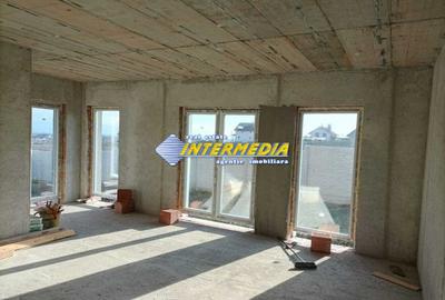 Casa noua de vanzare in Alba Iulia cu 4 camere semifinisata cu apa gaz curent - 12