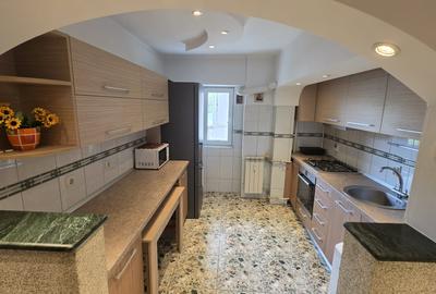 Apartament 3 camere DECOMANDAT , Zona Cug-Rond Vechi !!! - 2