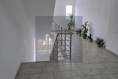 Apartament cu 2 camere decomandat, mobilat în Metalurgiei