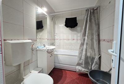 Apartament 2 camere | Decomandat | Etaj 3/4 | Balcon | Intre Lacuri - 11