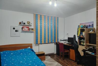 Casa, cocheta, situata pe o strada linistita, la 10 km de Ploiesti - 7