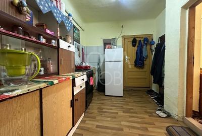 Apartament 2 camere + teren + garaj, Str. 9 Mai - 2