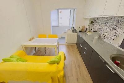 Apartament cu 2 camere semidecomandat în Moșilor