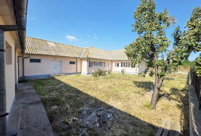 Casa de vanzare in Delta Dunarii - Tulcea, Jurilovca - 236mp utili, teren 5508mp - 2