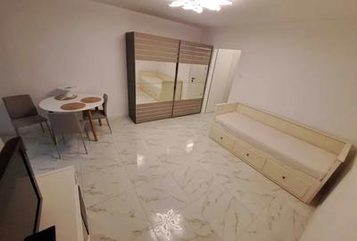 Garsoniera, decomandata, 32 mp, ac, balcon, metrou, Costin Georgian - 1