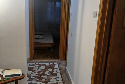 Oferim spre chirie apartament zona Spital - 5