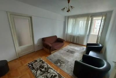 Apartament cu 2 camere semidecomandat, mobilat în Muncii