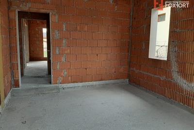 Casa individuala cu 5 camere de vanzare in localitatea Dumbravita - 3