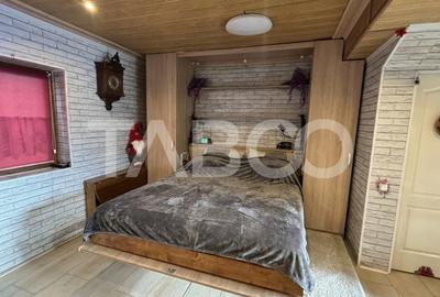 Casa de vanzare cu 4 camere individuala Sibiu - 1