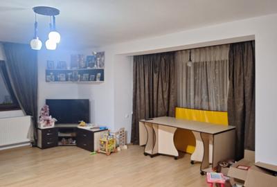 Vând casa 4 camere în zona Eroilor Ploiesti - 4