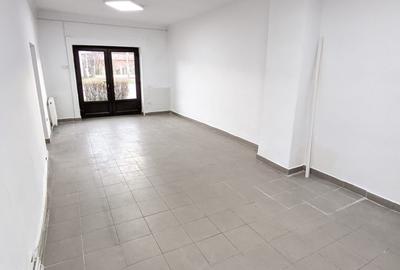 Spațiu comercial, 80 mp în Dâmbul Rotund
