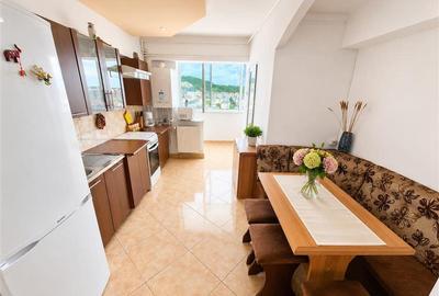 Apartament decomandat, mobilat si utilat,  57 mp Astra-  Carpatilor - 3
