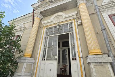 Casă individuală cu 7 camere în Dorobanți