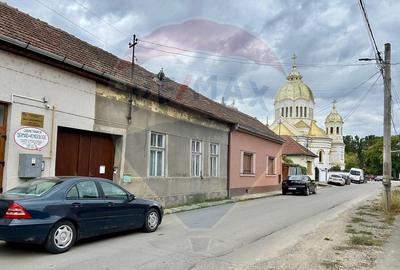 Casă de vanzare cu teren de 356 mp in Salonta - 1