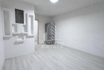 Garsoniera , etaj 4/4, zona Sagului - 1
