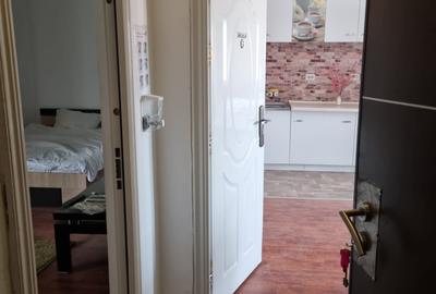 Investiție UltrIacentrală: 2 Apartamente în 1, Perfecte pentru Regim Hotelier - 1