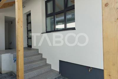 Casa pe 1 nivel 2 camere 63 mpu 140 mp curte pivnita Cisnadie - 1