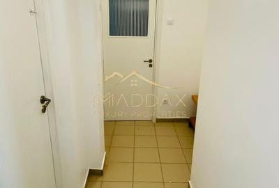 Apartament spațios cu 4 camere, vedere spectaculoasă către Palatul Parlamentului - 24