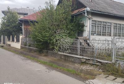 Teren Construcții intravilan de 2500 mp, în Mijlocenii Bârgăului