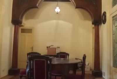 Corp casa deosebit, Serban Voda - Unirii- Biserica Sf Spiridon - 7