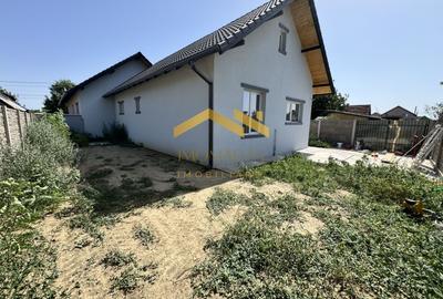 - Duplex -3 camere - 2 bai - - 15