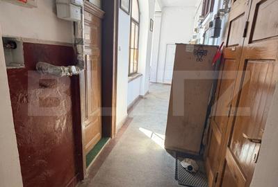 Garsoniera in zona centrala, etaj intermediar, gata de mutare - 5