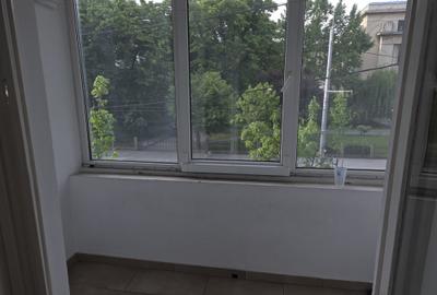 ERILOR-METROU,2 CAM ,MOBILAT UTILAT,ET1,450 EURO - 4
